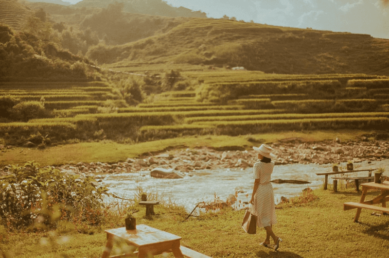 Khung ảnh thi vị tại bờ suối qua bức ảnh của du khách