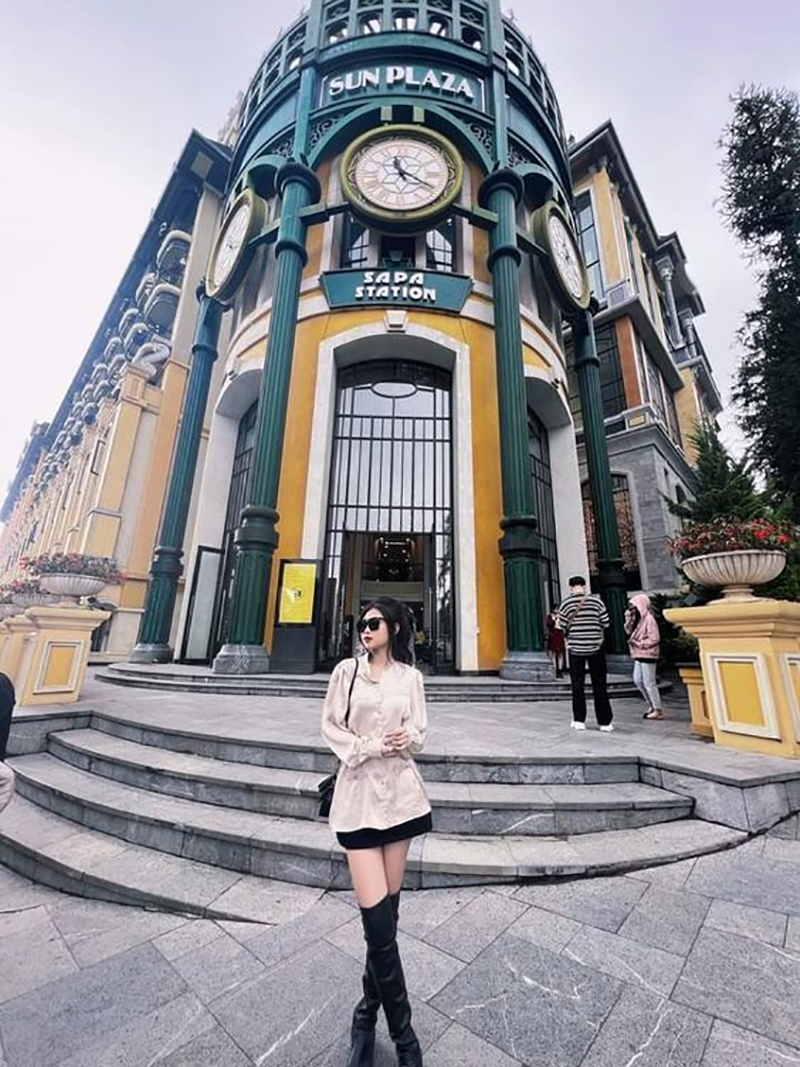 Áo sơ mi lụa là lựa chọn thích hợp để mặc vào những ngày hè