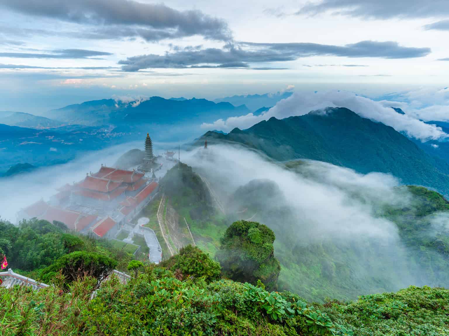 tau-hoa-leo-nui-muong-hoa-giam-gia-ve-toi-75-co-hoi-co-mot-khong-hai-de-trai-nghiem-tay-bac-tu-tren-cao-1984-5.jpg