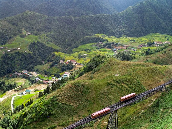 trai-nghiem-tuan-le-mua-lua-chin-tai-sun-world-fansipan-legend-bay-tren-thung-lung-vang-sa-pa-1965-1.jpg