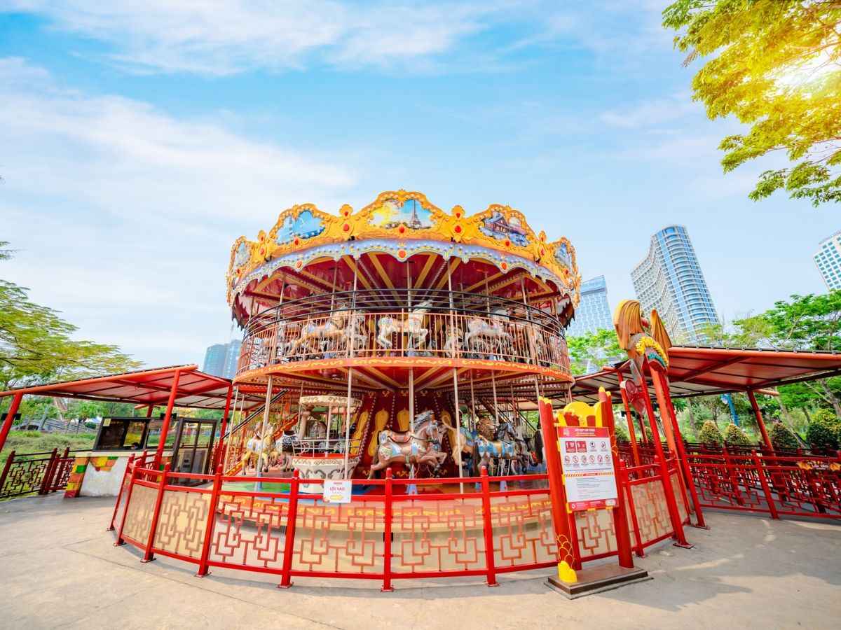 Đu quay diệu kỳ 