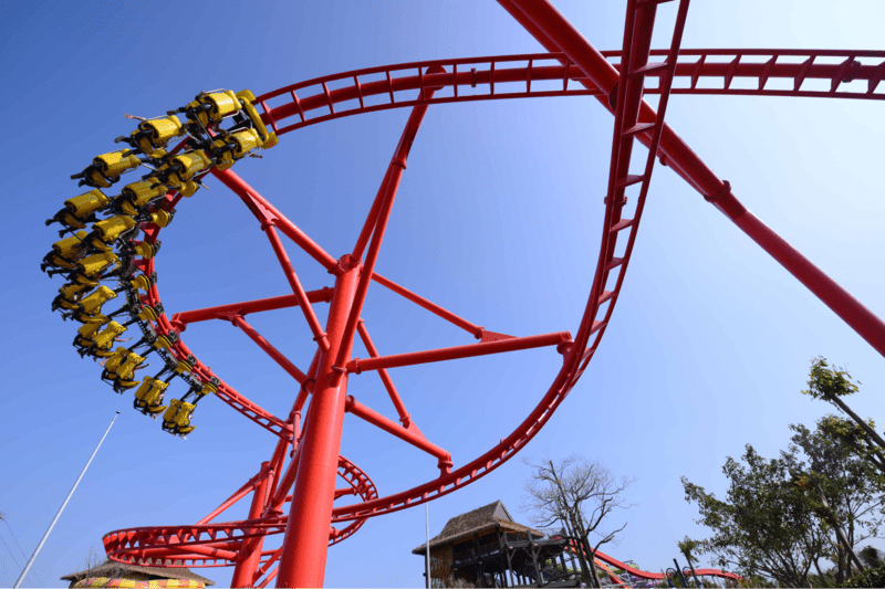 Cảm giác lơ lửng trên không trung sẽ khiến người chơi phải bật thốt lên “đáng sợ” nhưng vẫn muốn chơi tiếp