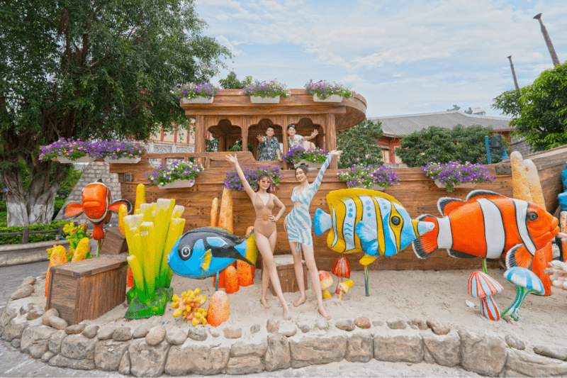 Lựa chọn trang phục phù hợp khi đi Công viên Nước Sun World