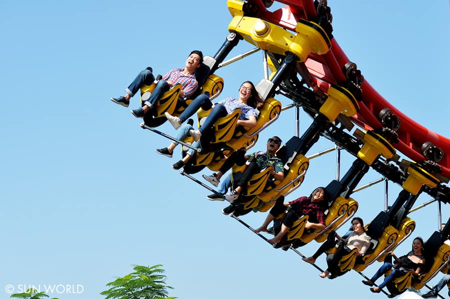 “Theo Dấu Chân Rồng” đưa người chơi du lượn trên không trung đầy phấn khích