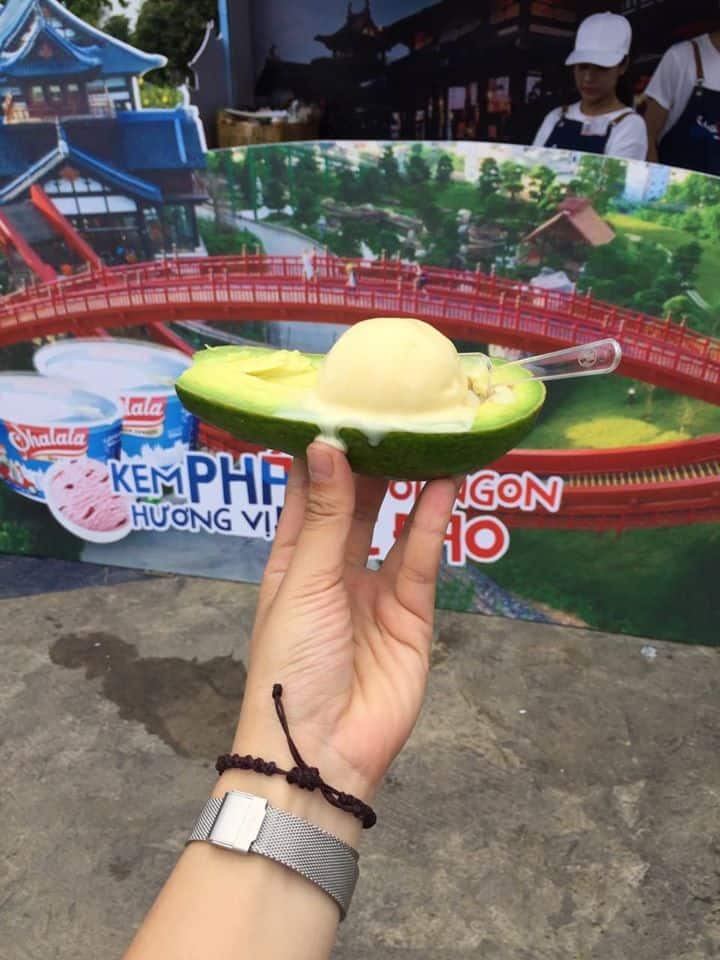 Món kem bơ tại Quầy đồ ăn nhanh (st)