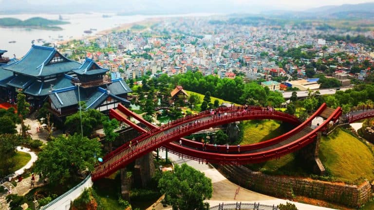 Cầu Koi Sun World Halong Complex