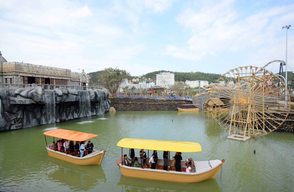 Du Thuyen Nhiet Doi Garden 2