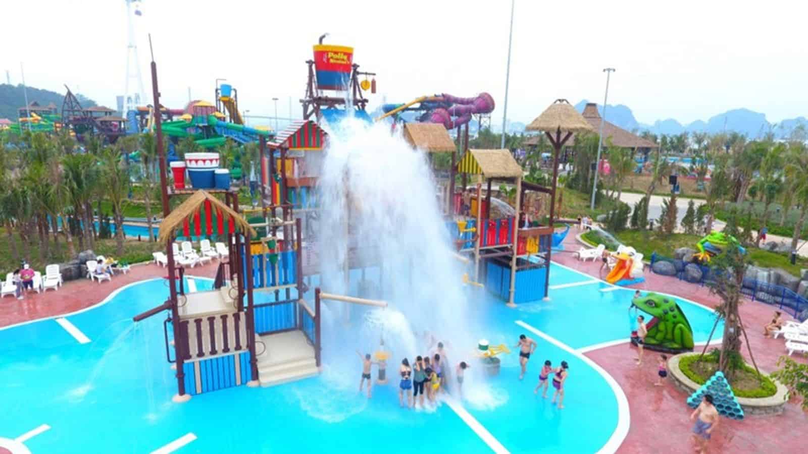 Công viên nước Typhoon Water Park - điểm vui chơi thú vị giải nhiệt ngày Hè.