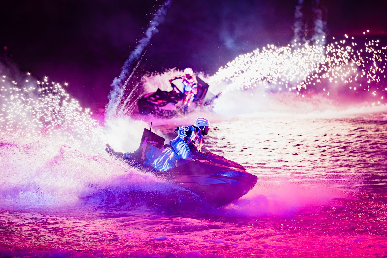 Show diễn Bản giao hưởng đại dương mùa 2 với những màn trình diễn đỉnh cao.