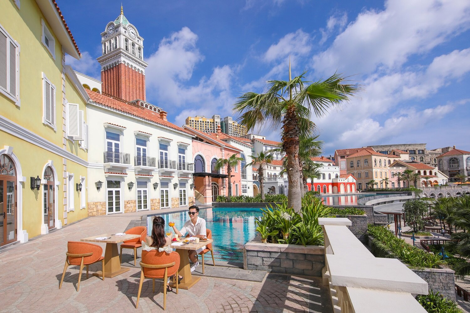 Phong cách kiến trúc đậm chất Địa Trung Hải tại La Festa Phu Quoc, Curio Collection by Hilton