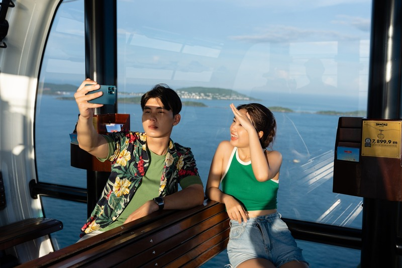 Trải nghiệm cáp treo vượt biển là trải nghiệm thú vị ngày đầu năm mới