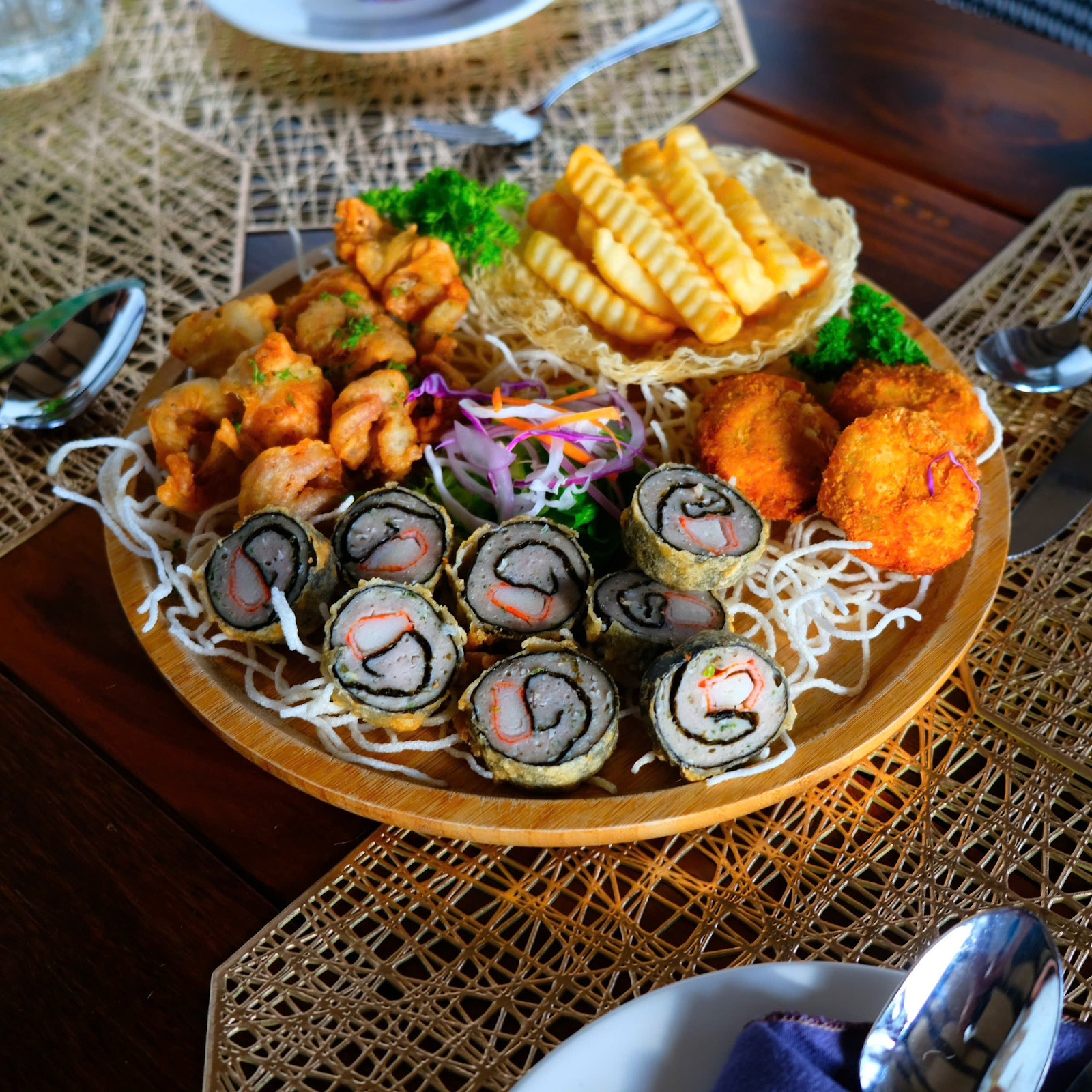 Chợ đêm Vui Phết - VUI-Fest Bazaar là “thiên đường ẩm thực”