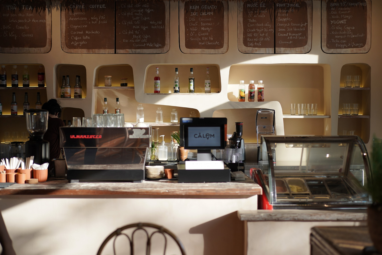 Càlem Phú Quốc có không gian ấm cúng và tinh tế