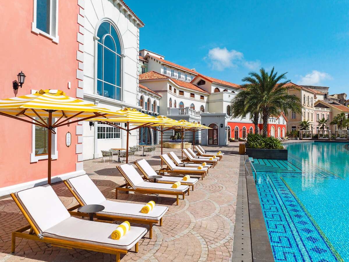 La Festa Phu Quoc – Curio Collection by Hilton được thiết kế theo phong cách Địa Trung Hải