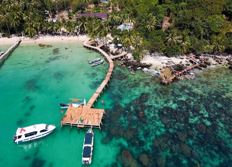 Vào dịp 30/4, lượng khách đổ về Phú Quốc rất đông nên kinh nghiệm quan trọng nhất là bạn nên chủ động đặt tour trước ít nhất 15 ngày