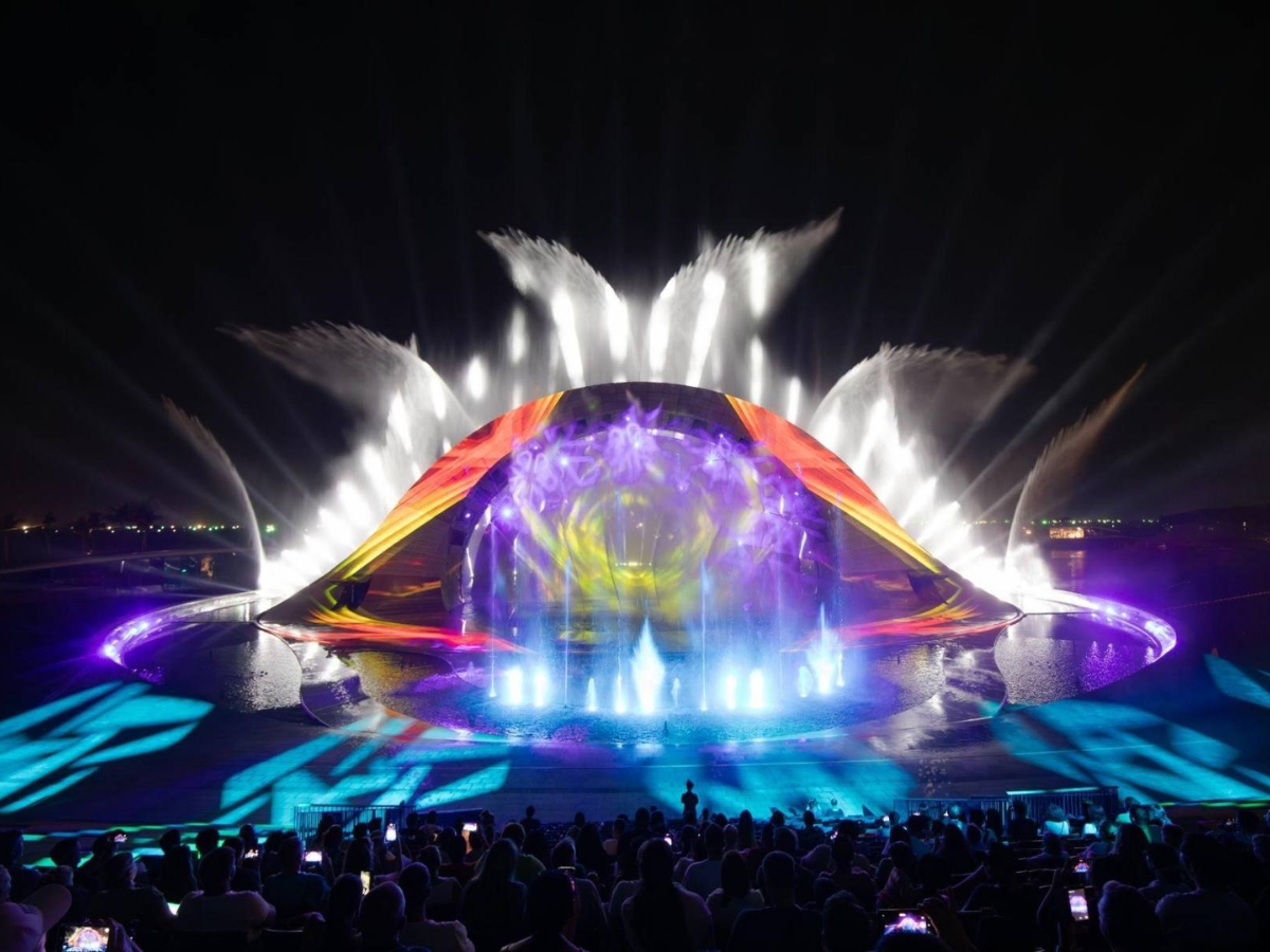 Thưởng thức show diễn nghệ thuật hoành tráng Nụ hôn của biển cả