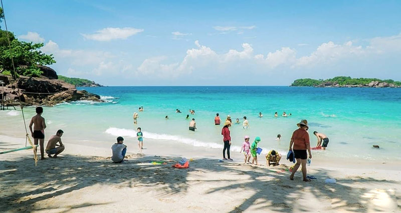 Lễ Giỗ Tổ Hùng Vương là dịp lý tưởng để bạn thư giãn bên gia đinh tại đảo Ngọc