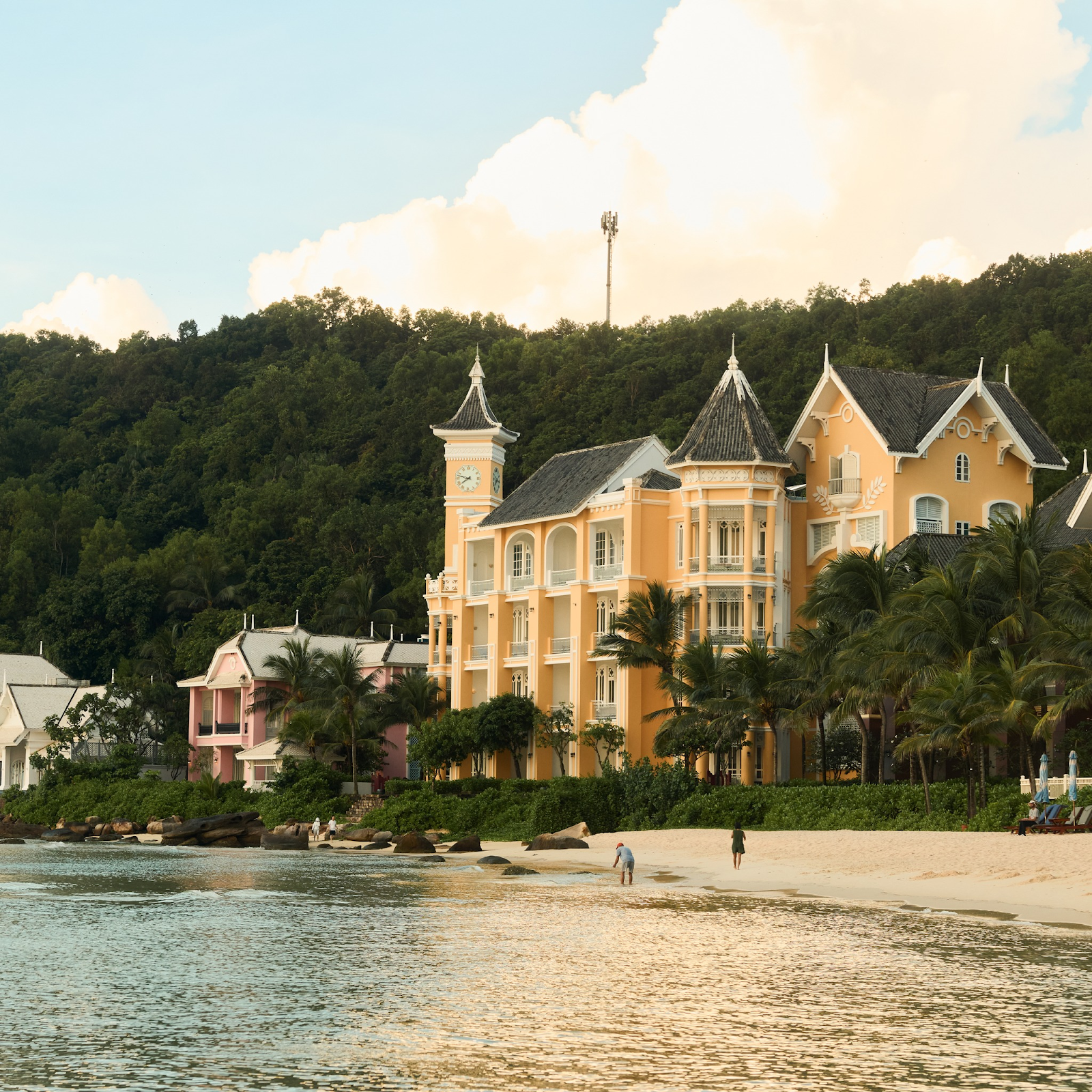 JW Marriott Phu Quoc Emerald Bay mang đến kỳ nghỉ dưỡng riêng tư và đẳng cấp