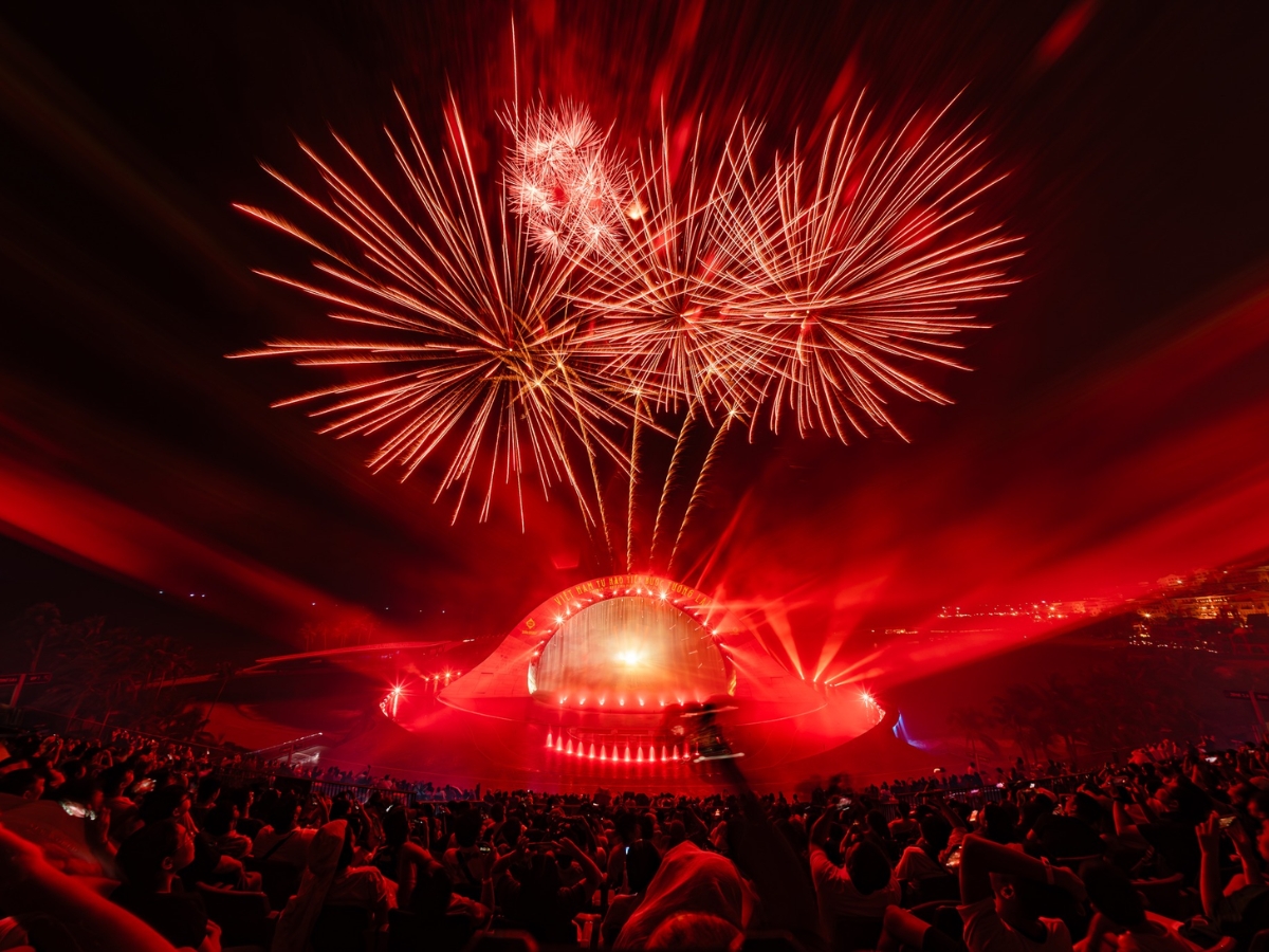 Mãn nhãn với show diễn nghệ thuật tại Thị trấn Hoàng Hôn