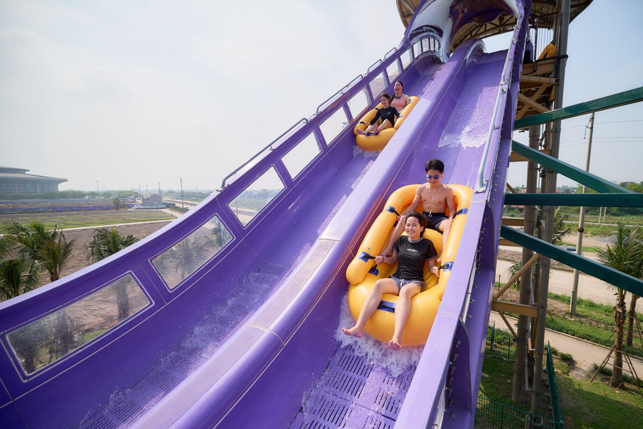 “Song làn siêu tốc” – hệ thống làn trượt ống đua song song đầu tiên tại Đông Nam Á.