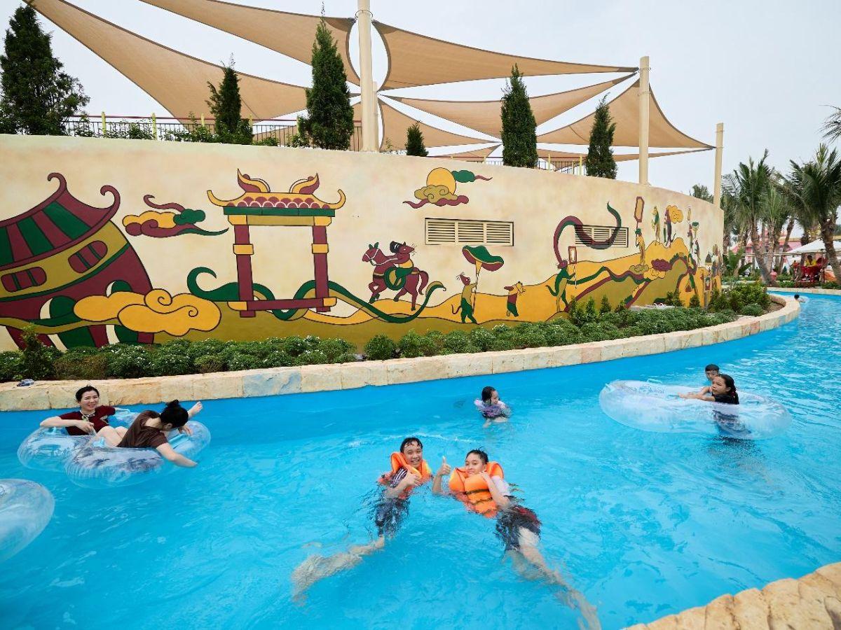 "Dòng sông mơ màng": Điểm dừng chân lý tưởng để nạp lại năng lượng sau những giờ vui chơi hết mình.