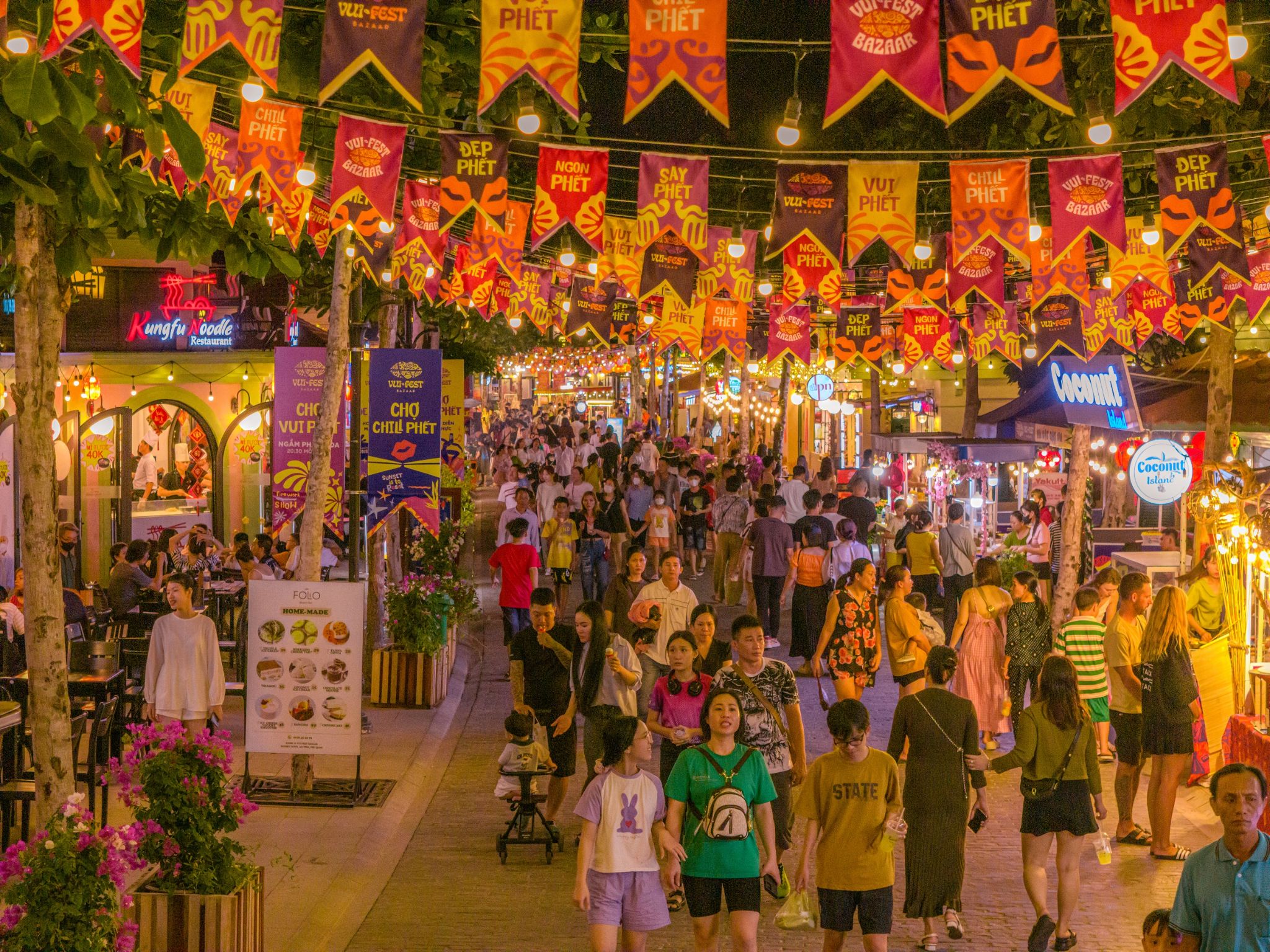 VUI-Fest Bazaar được phát triển nhằm nâng tầm trải nghiệm kinh tế đêm tại Phú Quốc