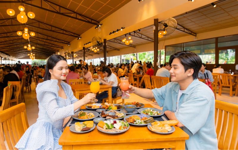Nhà hàng Mango là địa điểm bạn nhất định phải thử khi đến Hòn Thơm