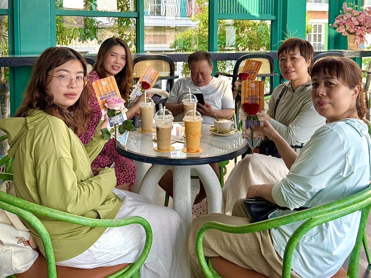Apollo Cafe là điểm dừng chân lý tưởng để du khách có thể nghỉ ngơi, thư giãn. (Nguồn: Sưu tầm)