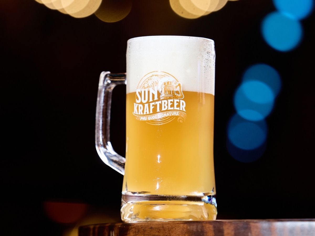 Sun Kraft Beer là dòng bia thủ công Đức được ủ trực tiếp tại Thị trấn Hoàng Hôn. (Nguồn: Sưu tầm)