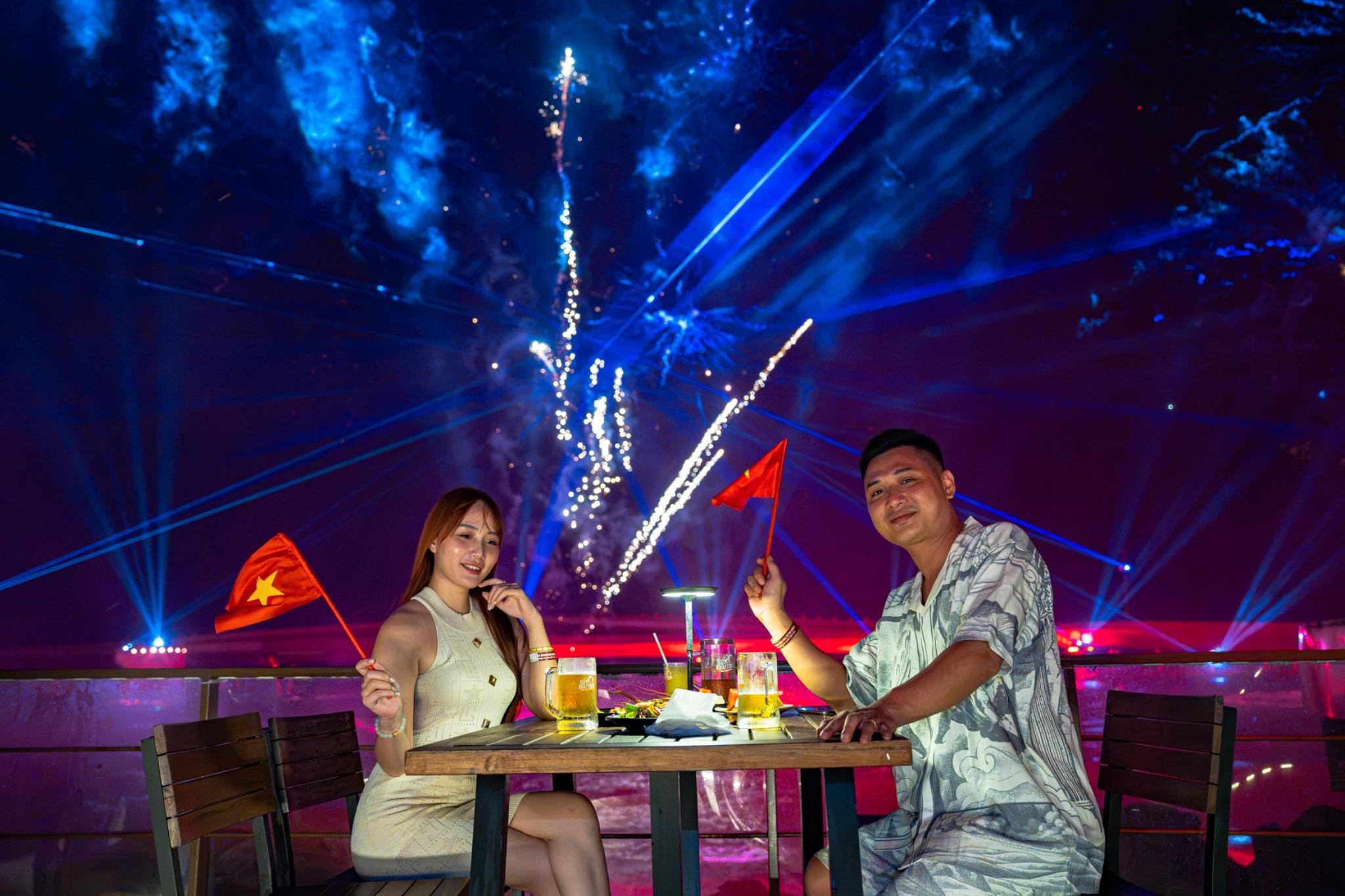 Bữa tối tại Sun Bavaria GastroPub có thể tạo nên những khoảnh khắc đáng nhớ dịp 20/10