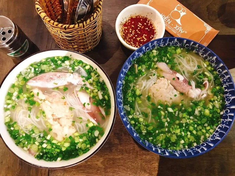 Bún quậy - món ngon làm lên thương hiệu đảo Ngọc.