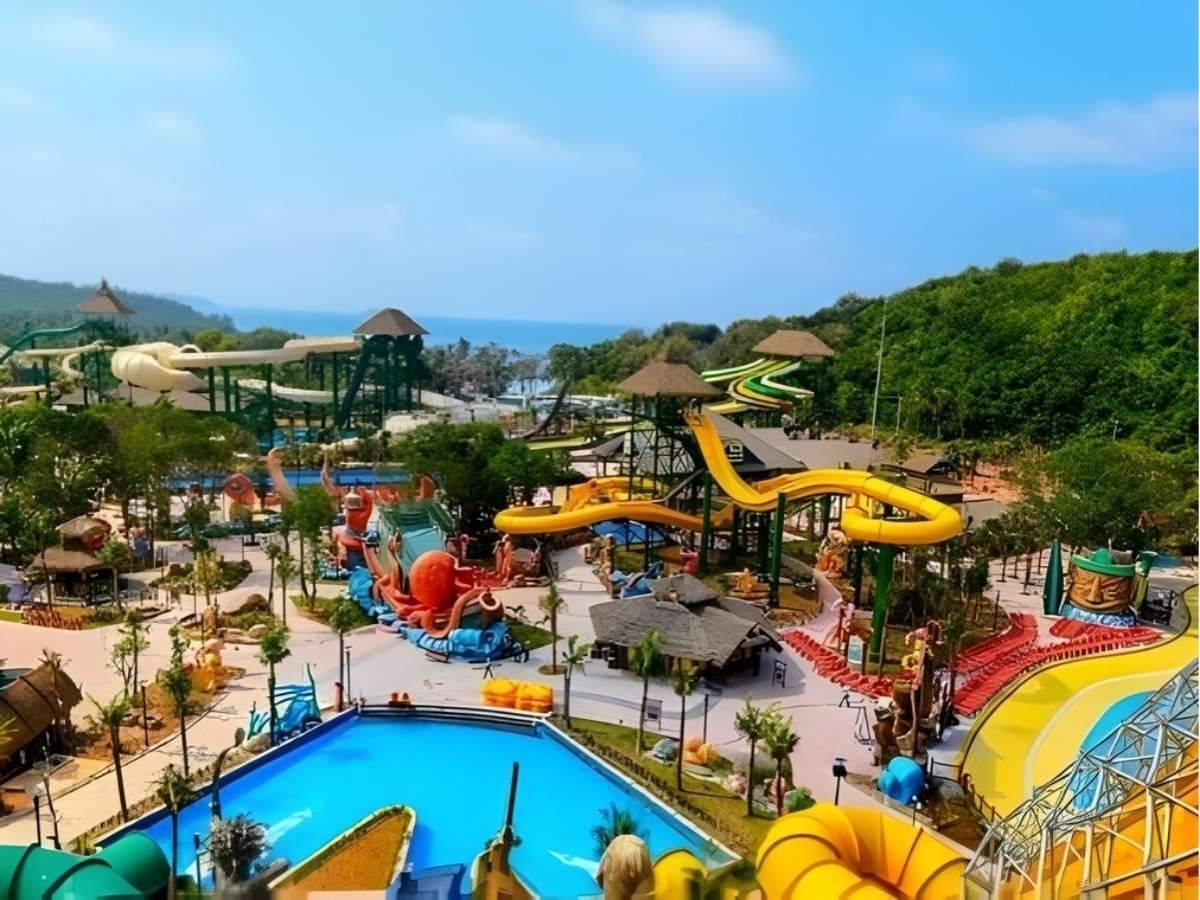 Toàn cảnh Sun World Hon Thom và công viên nước Aquatopia.