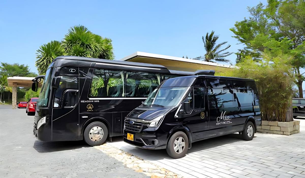 Xe đưa đón cao cấp giúp kết nối trực tiếp đến Sunset Town