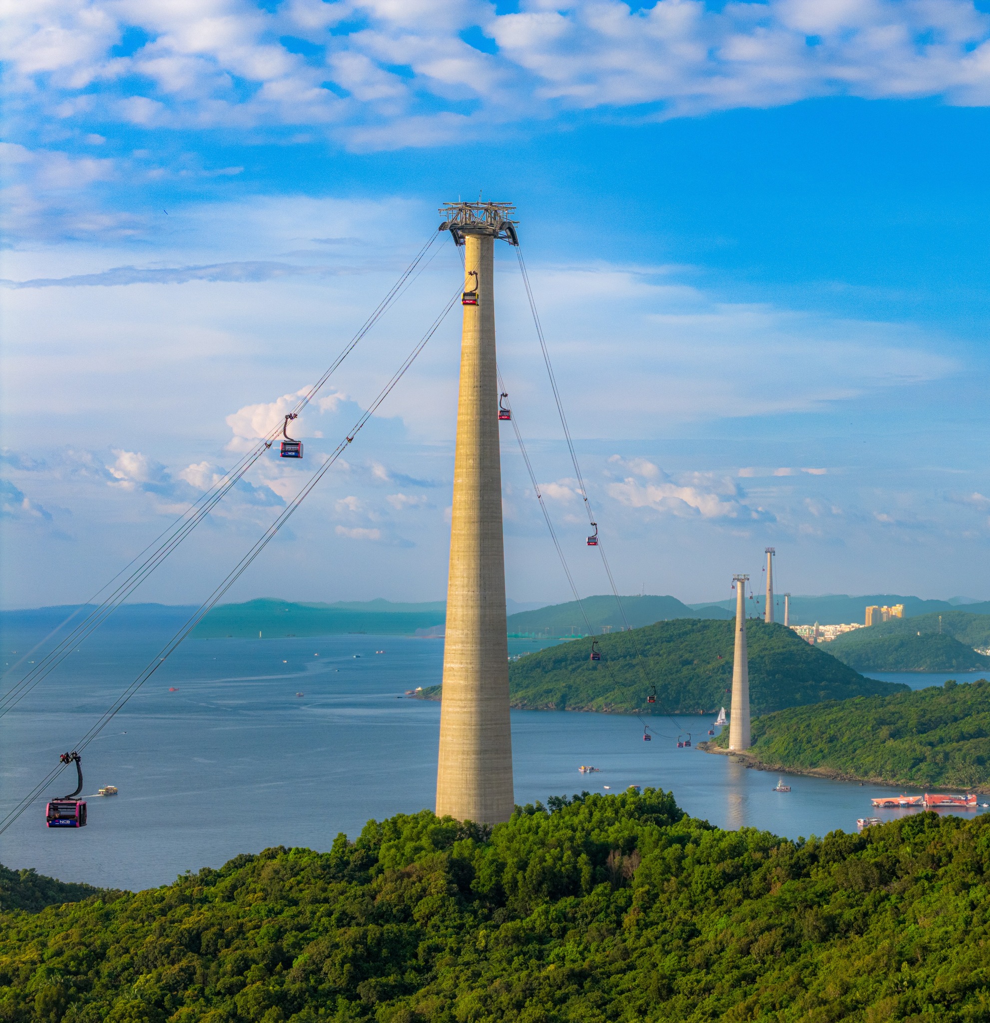 Trải nghiệm Cáp treo Hòn Thơm mang đến trải nghiệm ngoạn mục