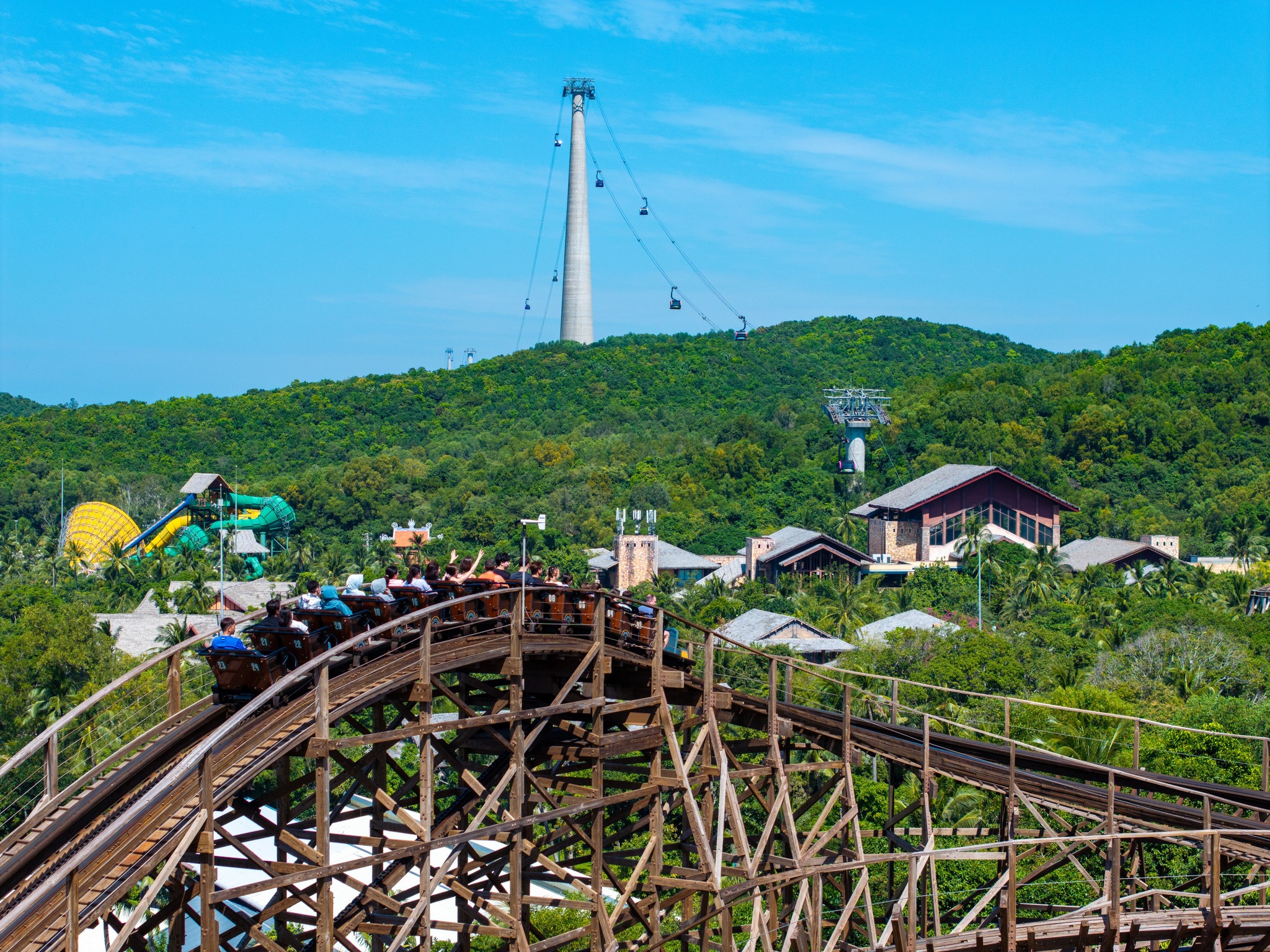 Ngôi làng kì bí Exotica Village tại Đảo thiên đường Hòn Thơm