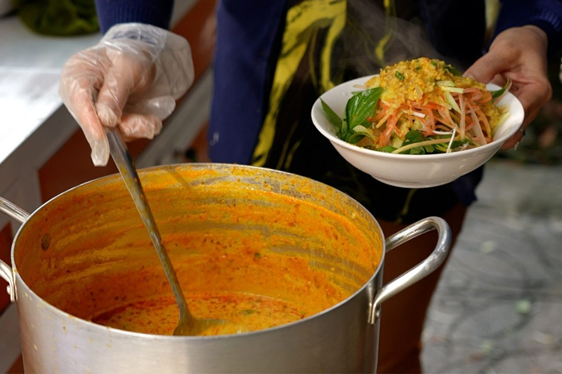 Ăn bún kèn ở Phú Quốc