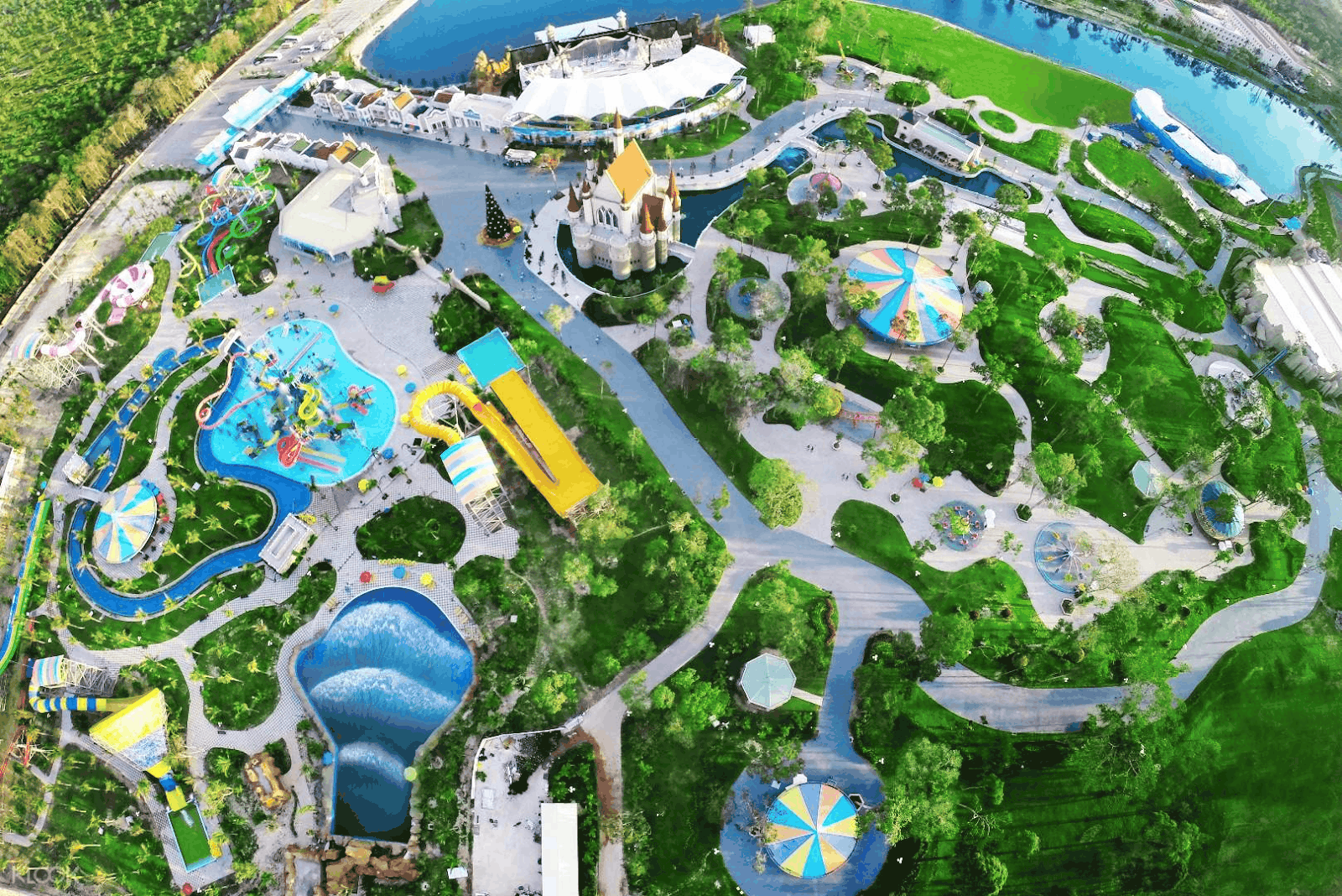 Vinpearl Land và Vinpearl Safari Phú Quốc vui bất tận