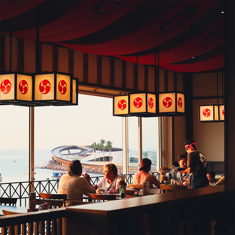 View biển và Cầu Hôn tại Yushima
