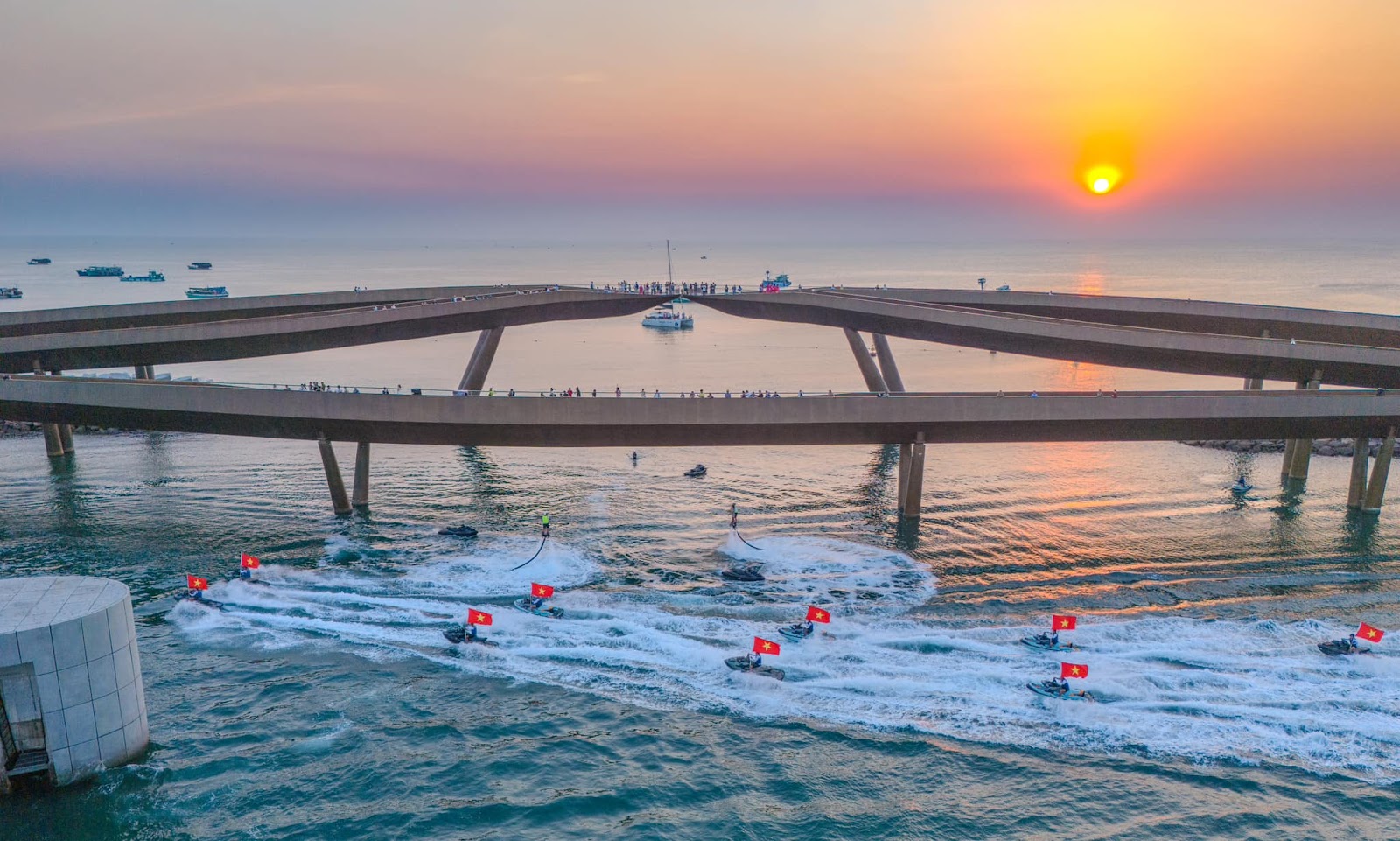 Awaken Sea is a must-see show in Phu Quoc