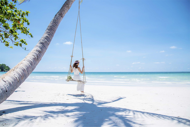Du khách check in tại Bãi Dài Phú Quốc