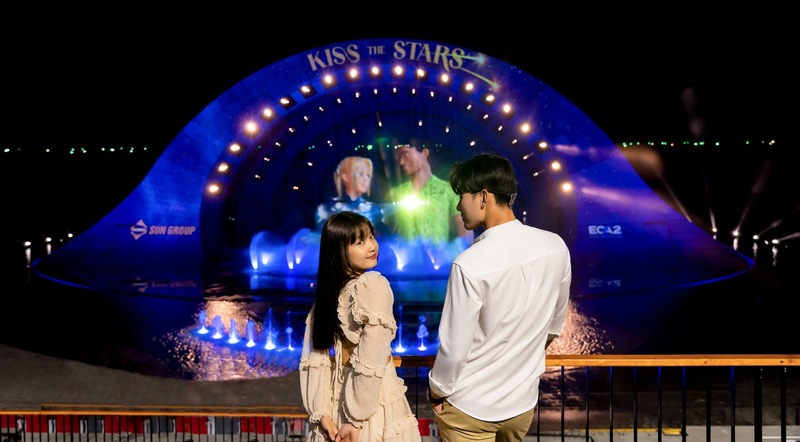 Show diễn Kiss The Stars cũng là điểm check-in yêu thích của 