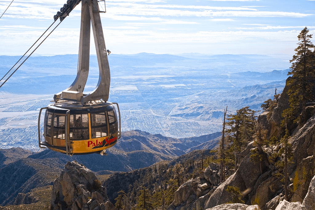 Cáp treo Palm Springs Arieal Tramway - Cáp treo xoay vòng lớn nhất thế giới