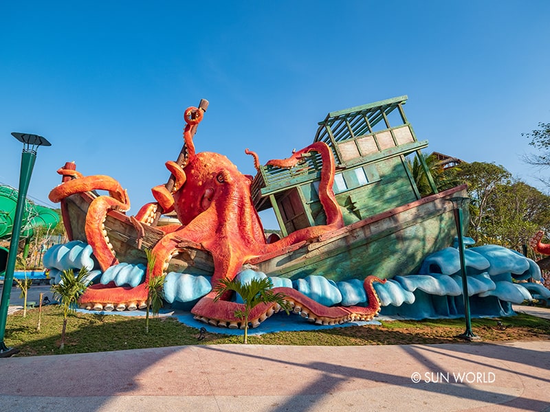 Aquatopia Water Park - the most attractive children's playground in Phu Quoc