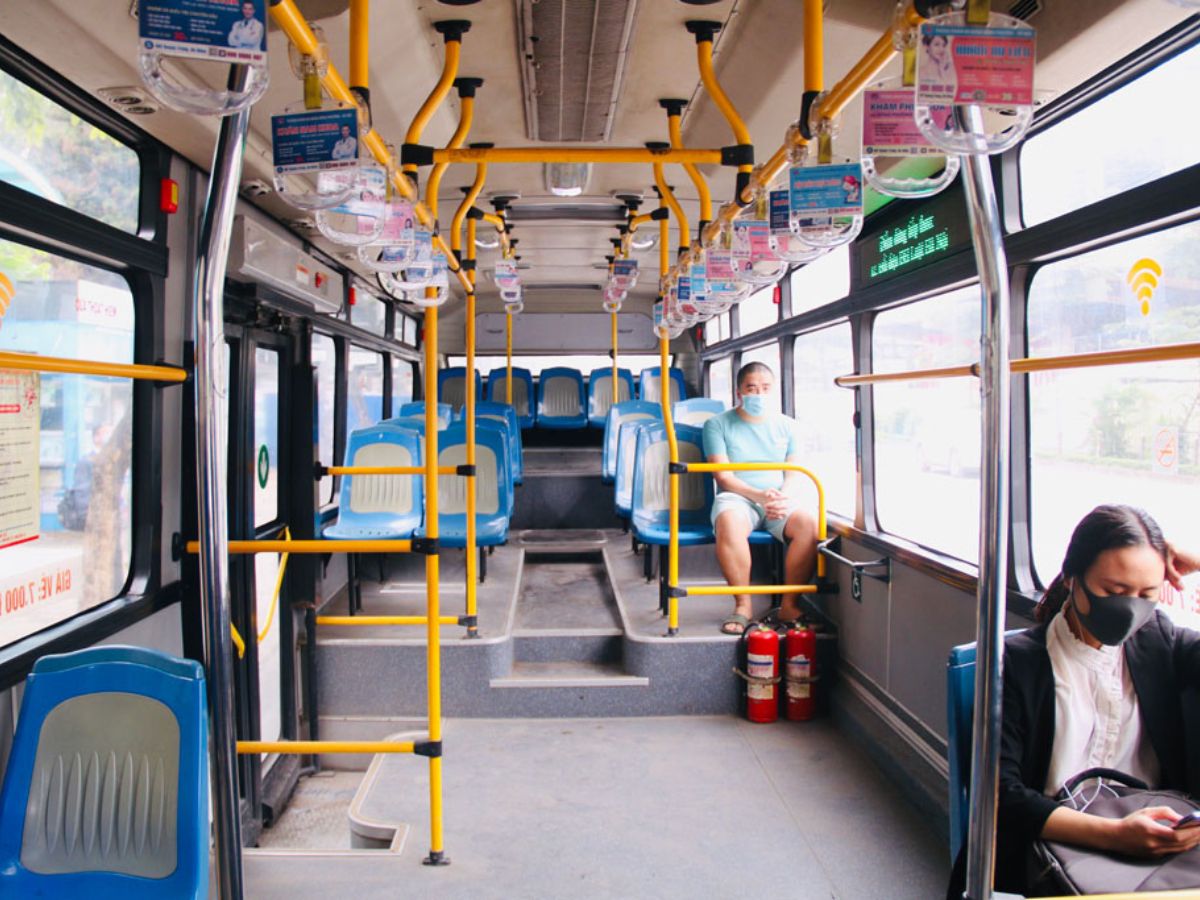 Kinh nghiệm đi xe bus Thanh Hóa tiện lợi là đặt vé trước hoặc kiểm tra lịch trình.