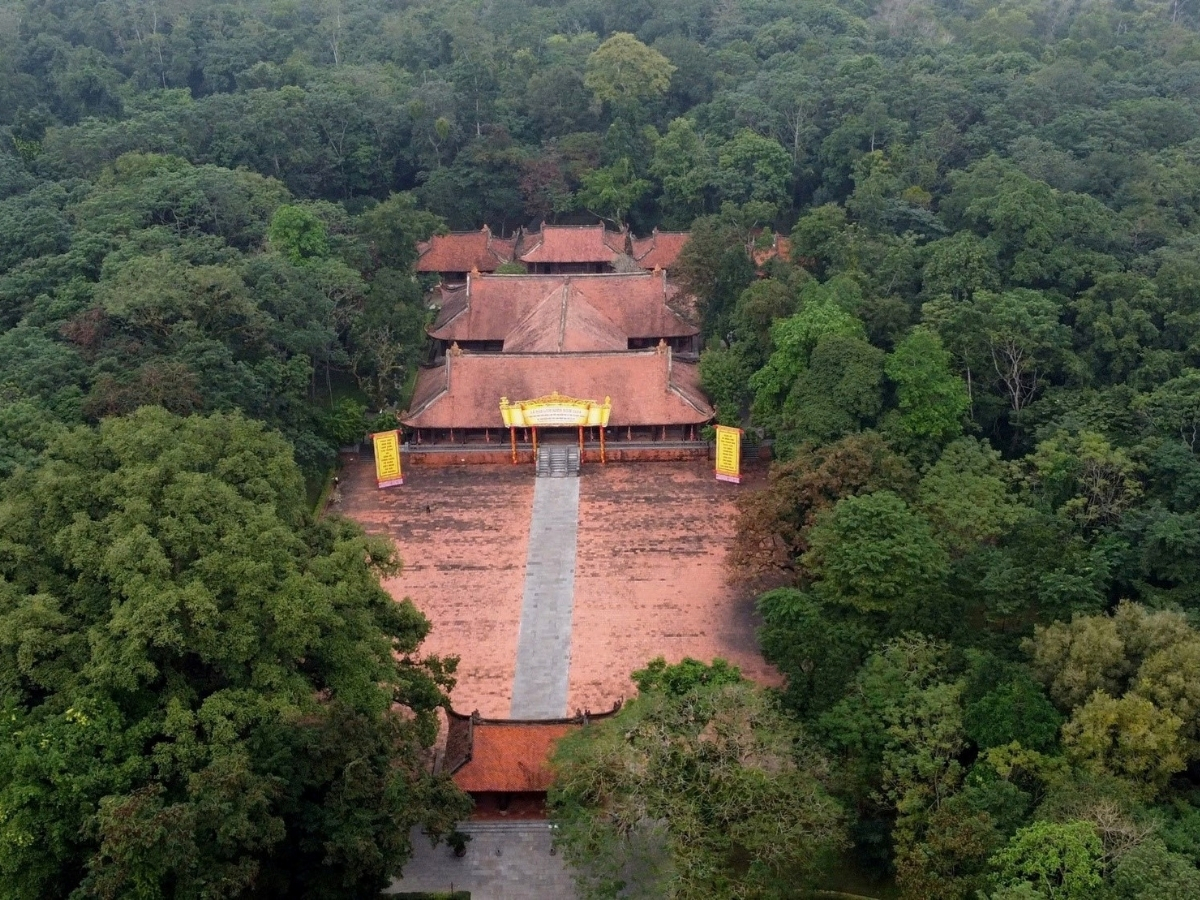 Khu di tích Lam Kinh nhìn từ trên cao xuống.