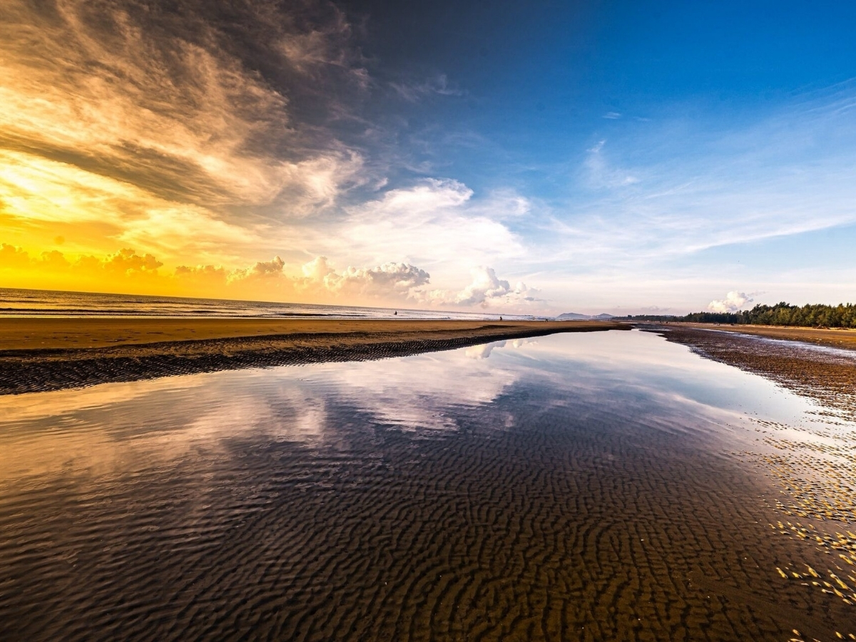 Bãi biển Hải Lĩnh là điểm du lịch mới nổi tại xứ Thanh.