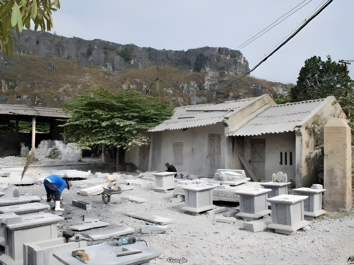 Nghề làm đá tại làng Nhồi có niên đại hàng trăm năm. 