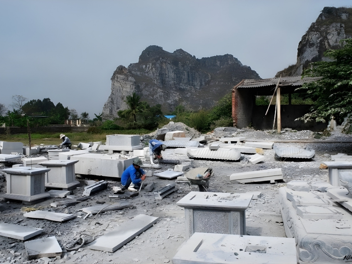 Làng Nhồi phù hợp để ghé thăm quanh năm. 