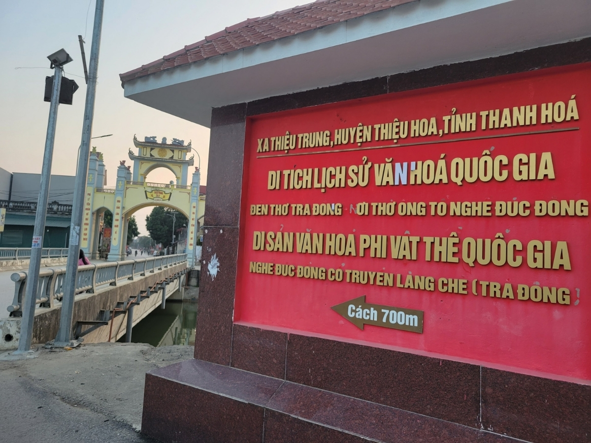 Làng đúc đồng Trà Đông tọa lạc tại xã Thiệu Trung.