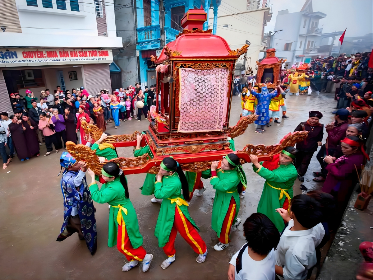 Lễ hội cầu ngư Hậu Lộc được tổ chức tại xã Vạn Lộc, tỉnh Thanh Hóa. 